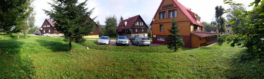 Dom Goscinny Jawor Czarnypotok Krynica Zdroj Exterior foto